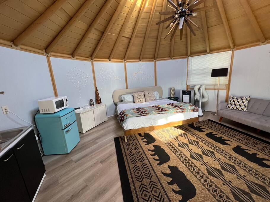 Glamping-Sky Dome Yurt-Tiny House-2 By Lavenders Field Villa Valley Center Exterior photo
